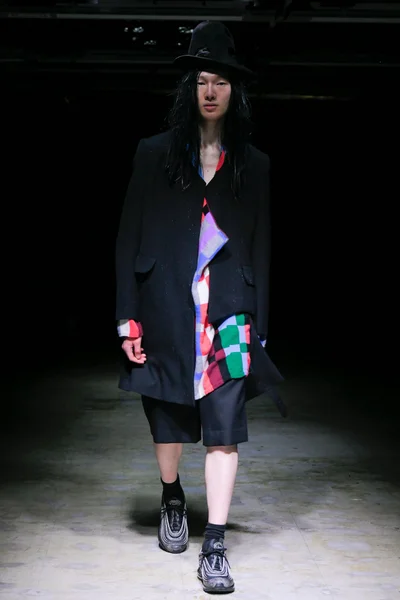 Look 24
